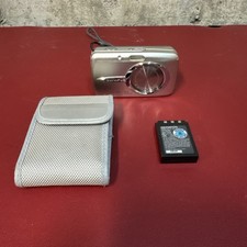 Olympus Stylus 600 6MP All Weather Digital Camera w/ Battery No Charger Works