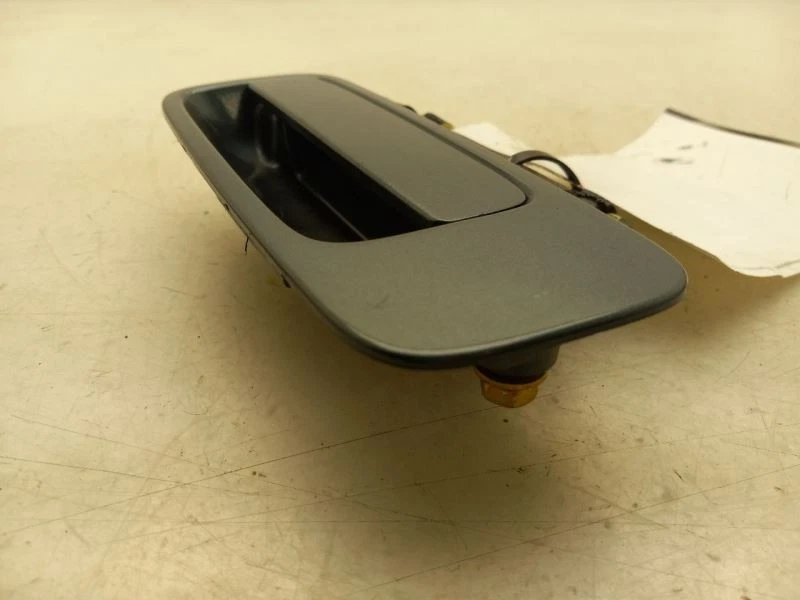 00-04 MANIJA PUERTA TRASERA (EXTERIOR) LADO CONDUCTOR TOYOTA AVALON XL  Foto 3 de 4