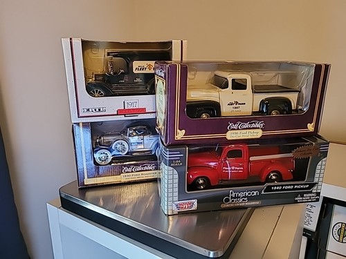 Lot Of 4 Fleet Farm Collector Trucks. Ertl/Motor Max New In Box 1/24 Scale