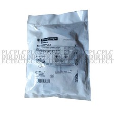New SCHNEIDER XS118B3PCL2 Sensor