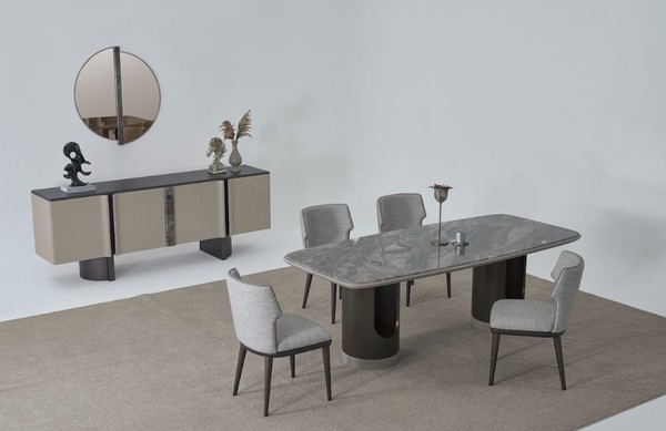 Esszimmer Design Esstisch Mit 4X StüHle Komplettes Sideboard Mit Spiegel-image