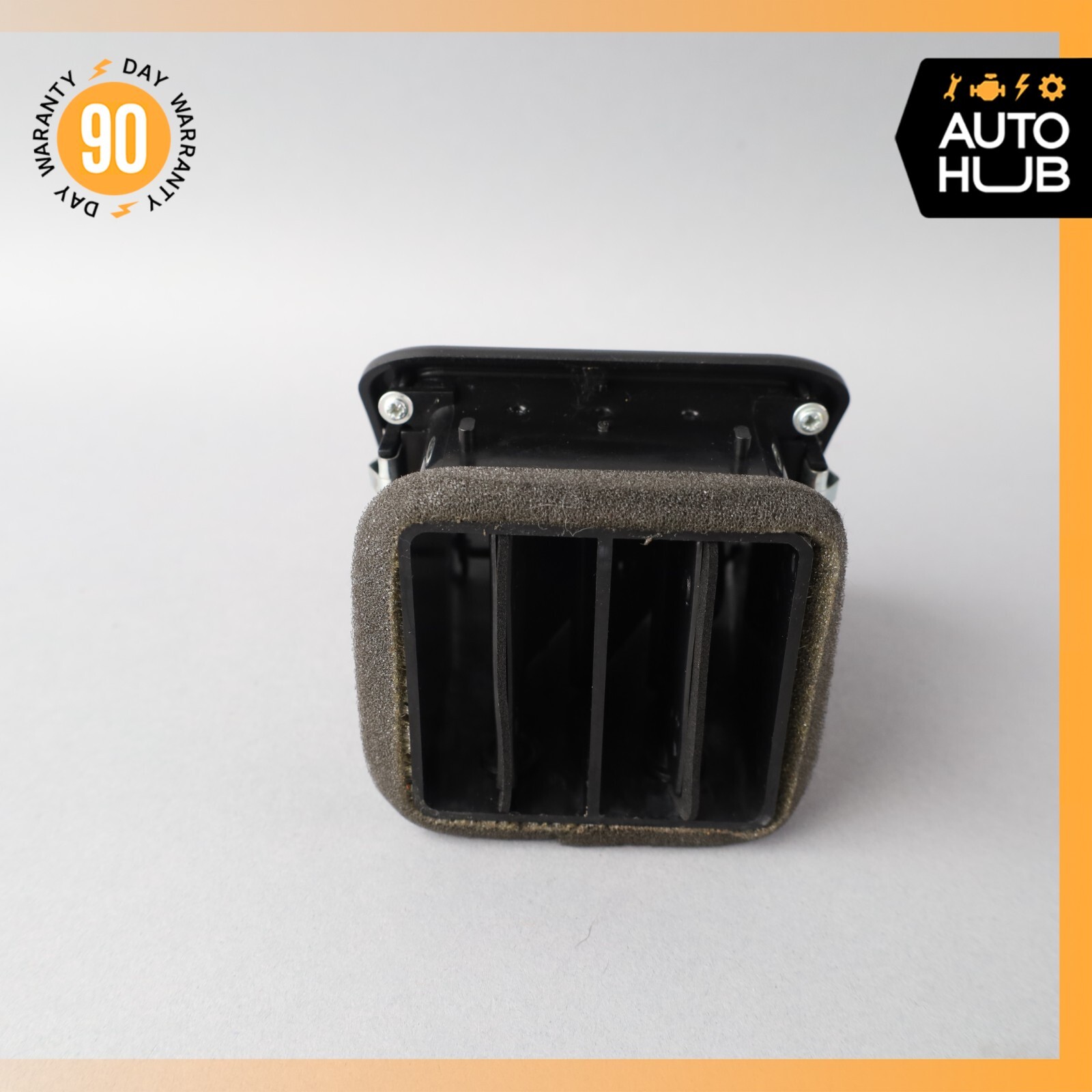 03-13 Maserati Quattroporte Front Right or Left Console AC A/C Air Vent OEM 68k