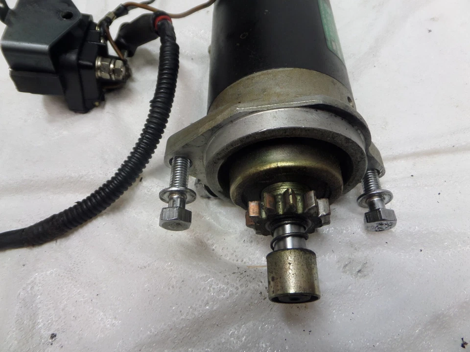 1984 MARINER 30E 30HP ELECTRIC STARTER 50-97693M 89-96356M OUTBOARD MOTOR YAMAHA - Image 2 of 4