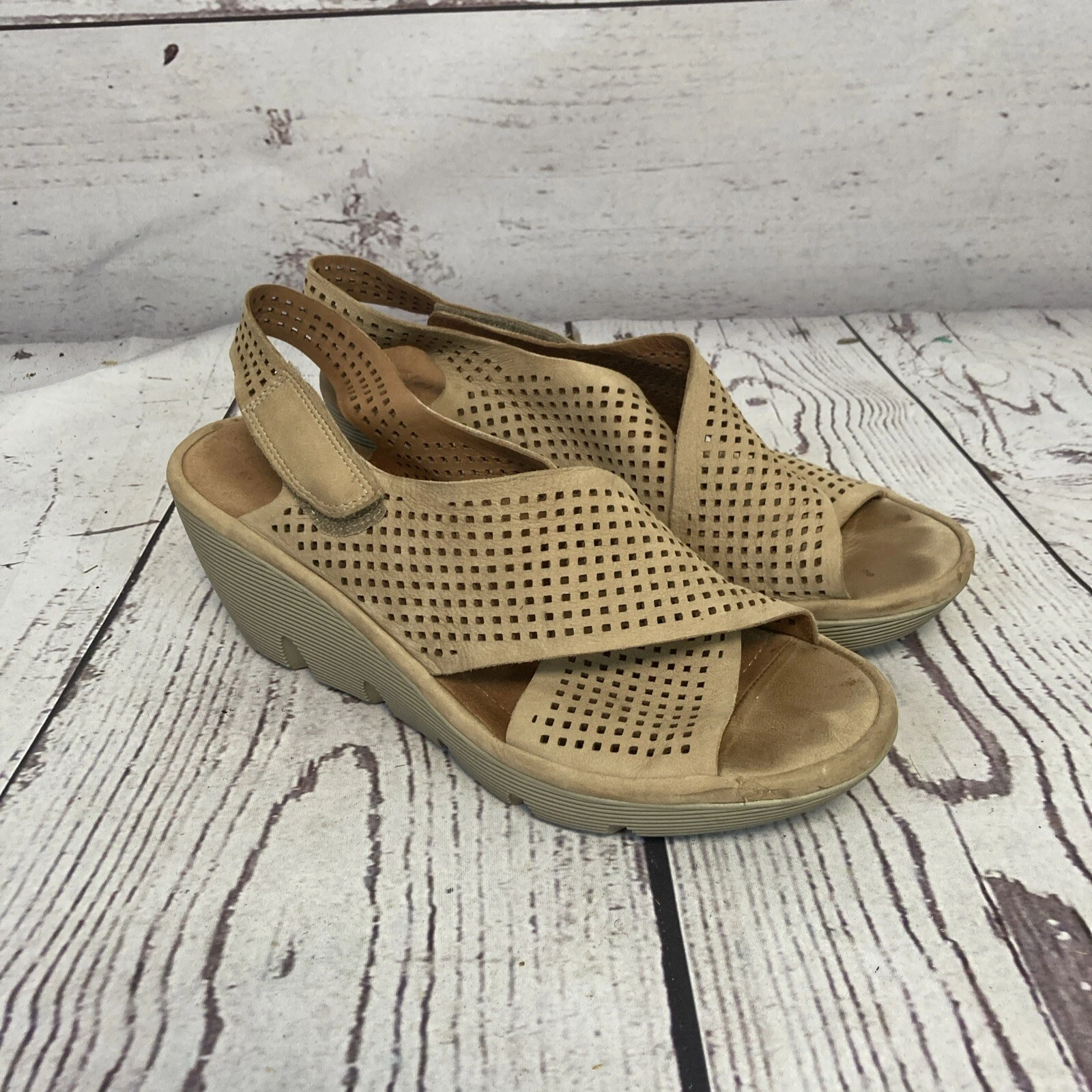 Sandali donna Clarks Collection taglia 10 rosa Reedly Salene zeppa scarpa traforata