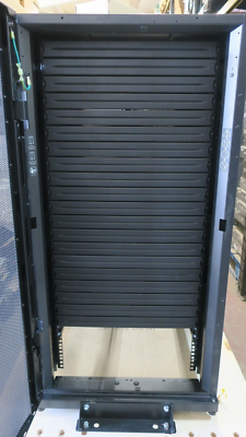 NEW APC AR3104 Netshelter SX 24U Server Rack Enclosure Cabinet