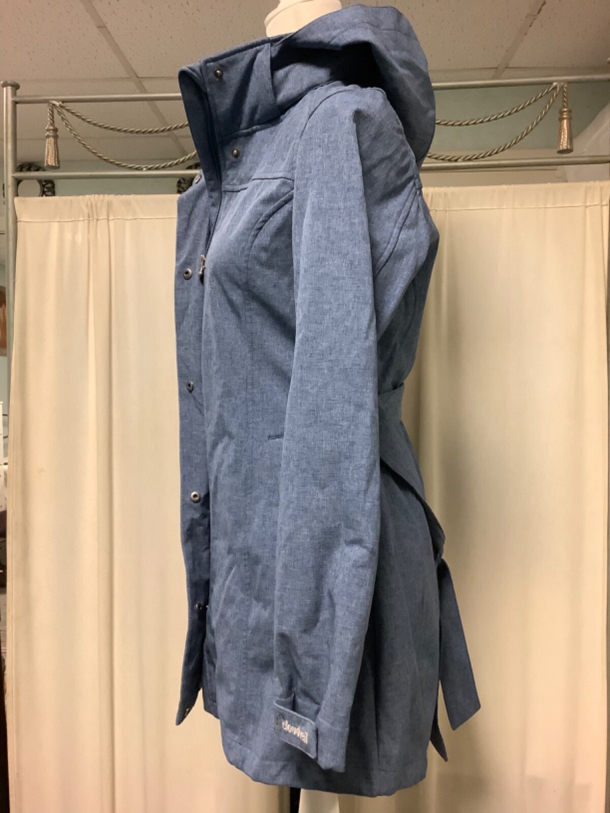 CLOUDVEIL Soft Shell Light Coat Zip Up Hooded Bel… - image 3