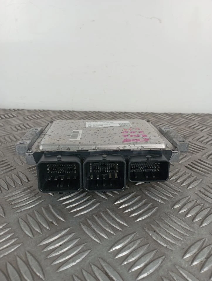 PEUGEOT 508 I 8D 10-18 ECU 9677563880 - Immagine 2 di 4