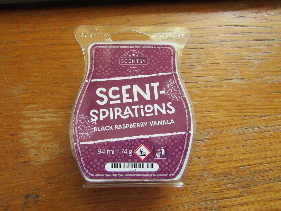 Scentsy Wax Melt Bars New Various Fragrances Long lasting great