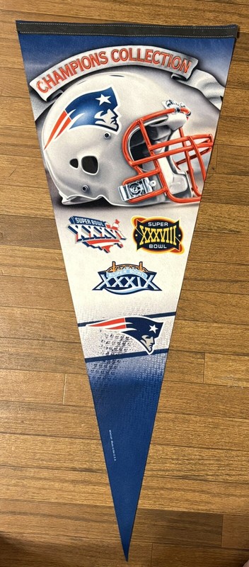 Pennant 17” X 40” New England Patriots Super Bowl Pennant