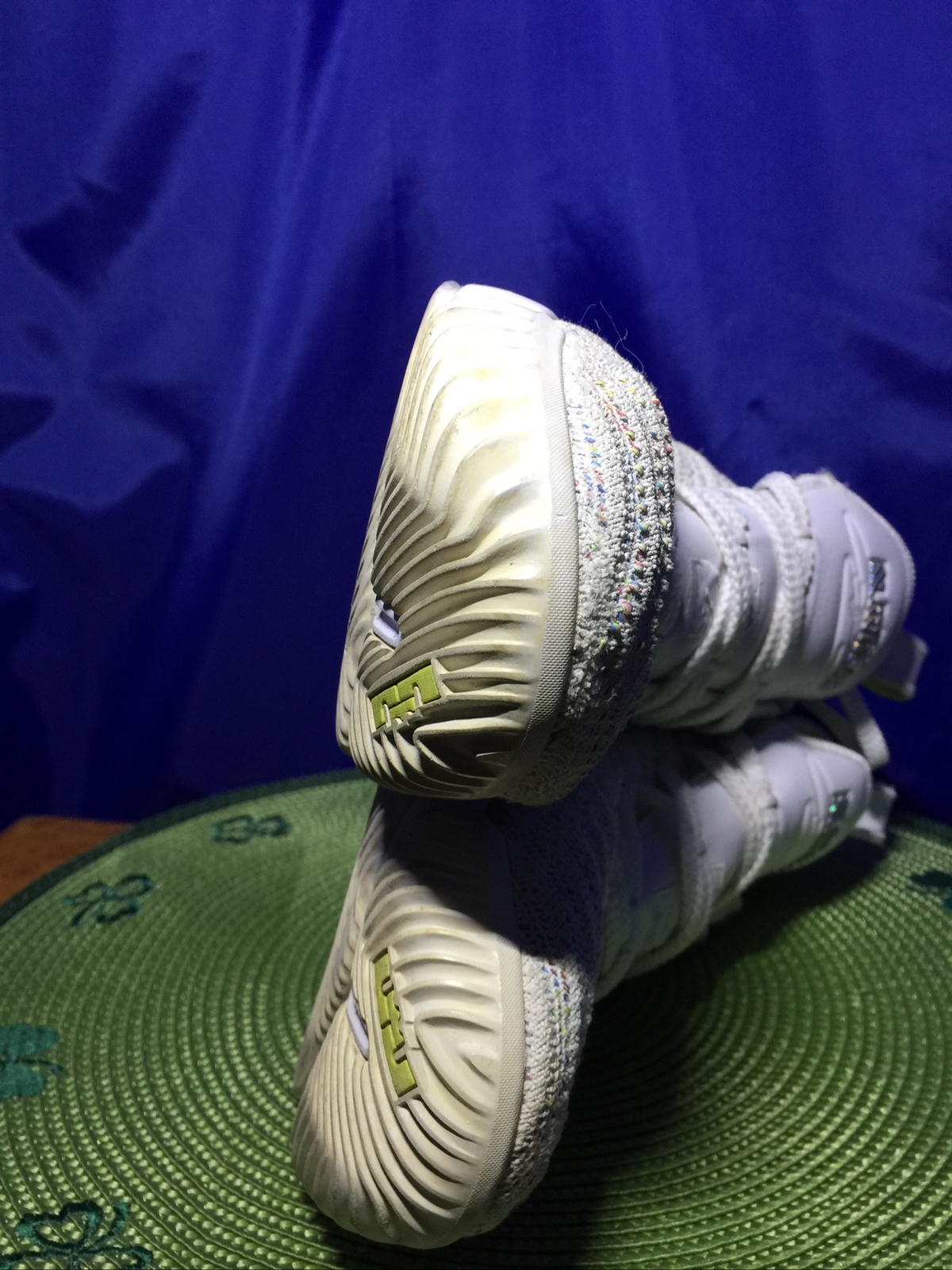 buzz lightyear nike air max