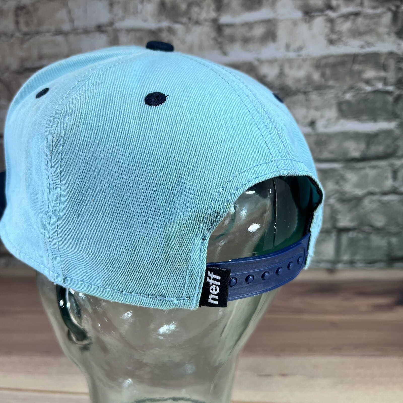 NEFF Snapback Hat / Excellent Condition - image 3