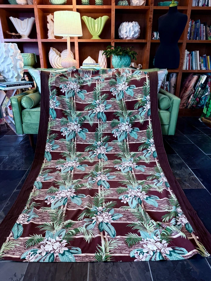 Plumeria 1940 年代夏威夷床罩沙发套中世纪树皮布复古面料 — 第 2/4 张图片