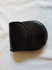 Safariland single handcuff case used black leather.