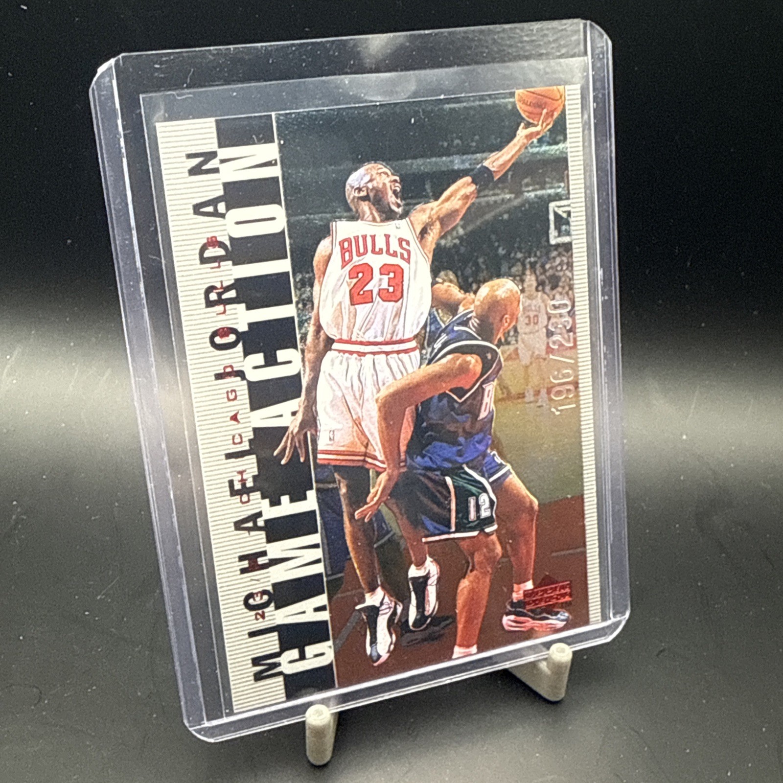 Michael Jordan 1998 Upper Deck Michael Jordan Living Legend #G1 