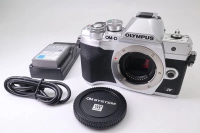 Appareil photo sans miroir Olympus OM-D E-M10 Mark IV - Argent (boîtier... - Photo 1/4
