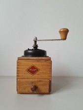 schöne alte Kaffeemühle aus Holz von Hugh, Zella-Mehlis 