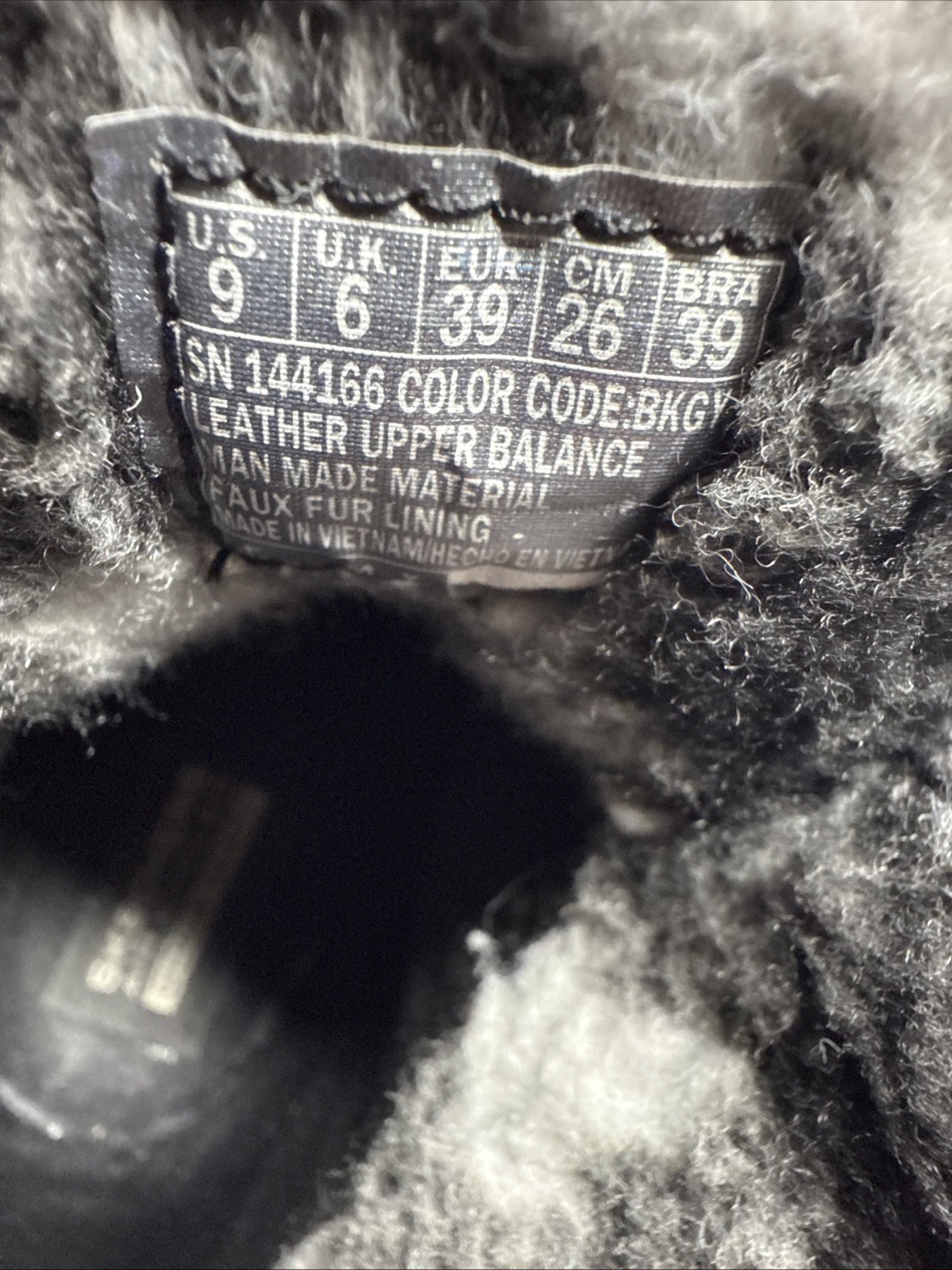 Skechers Glacial Ultra Go Black Gray Lined Ankle Boots 144166 Women Size 9