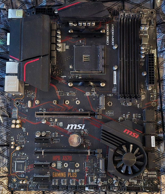 MSI MPG X570 GAMING PLUS マザーボード s-l1200.png