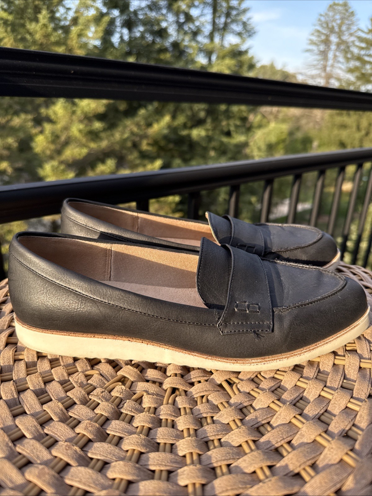 Life Stride Women’s ZEE Black Faux Leather Loafers Size 9 Medium