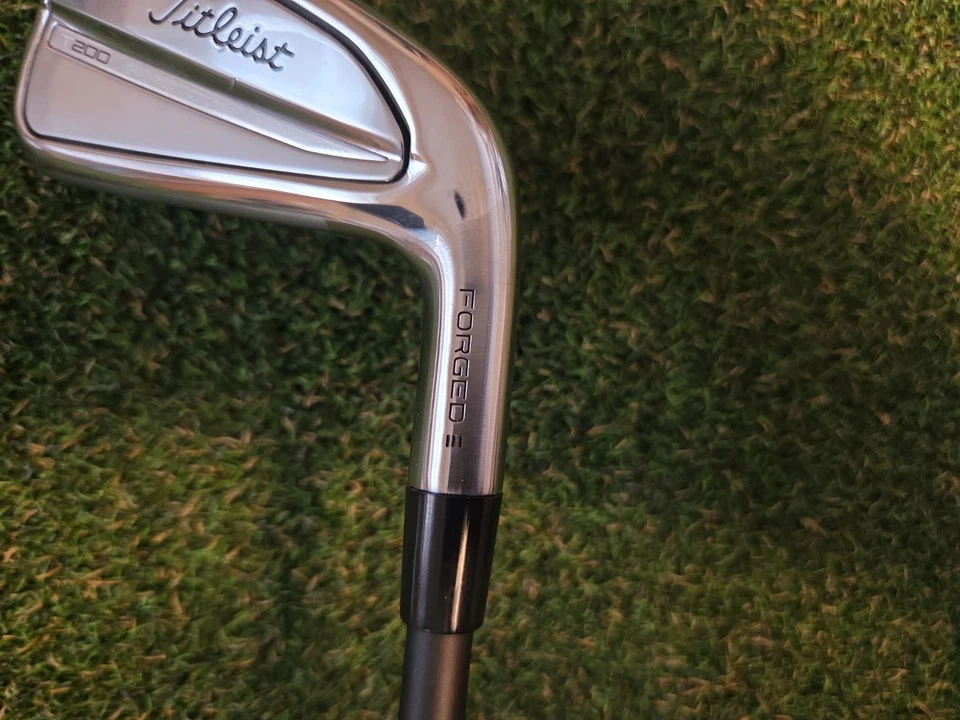 TITLEIST T200 FORGED 3 IRON MITSUBISHI MMT 80S GRAPHITE STIFF FLEX 40" - Image 2 of 4