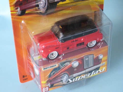 Matchbox Austin FX Taxi Red Body London Tourist Superfast Blister Pack 70mm - 第 1/2 張圖片