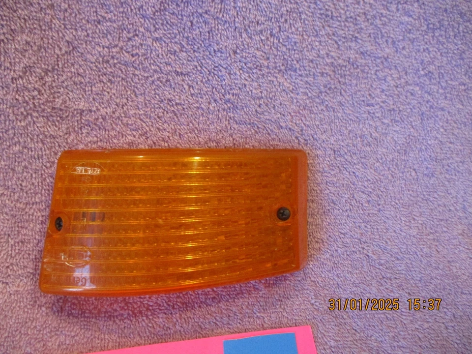 PORSCHE 924 944 HELLA FÁBRICA OEM LENTE INTERMITENTE LATERAL DERECHO 32742R6 ENVÍO GRATUITO Foto 2 de 4
