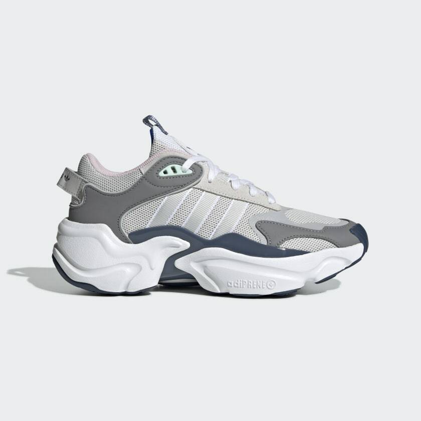 ADIDAS ORIGINALS☆MAGMUR RUNNER (22-28㎝） WMNS) adidas originals Magmur Runner 'White Core Black' EF8997