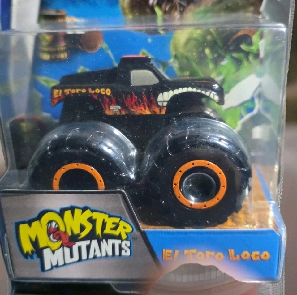 Coche diecast Hot Wheels Monster Jam Monster Mutants El Toro Loco Foto 2 de 4
