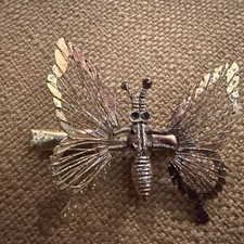 Vintage Trembler Butterfly Moving Wing Silver Tone Glitter Bead Enamel Hair Clip