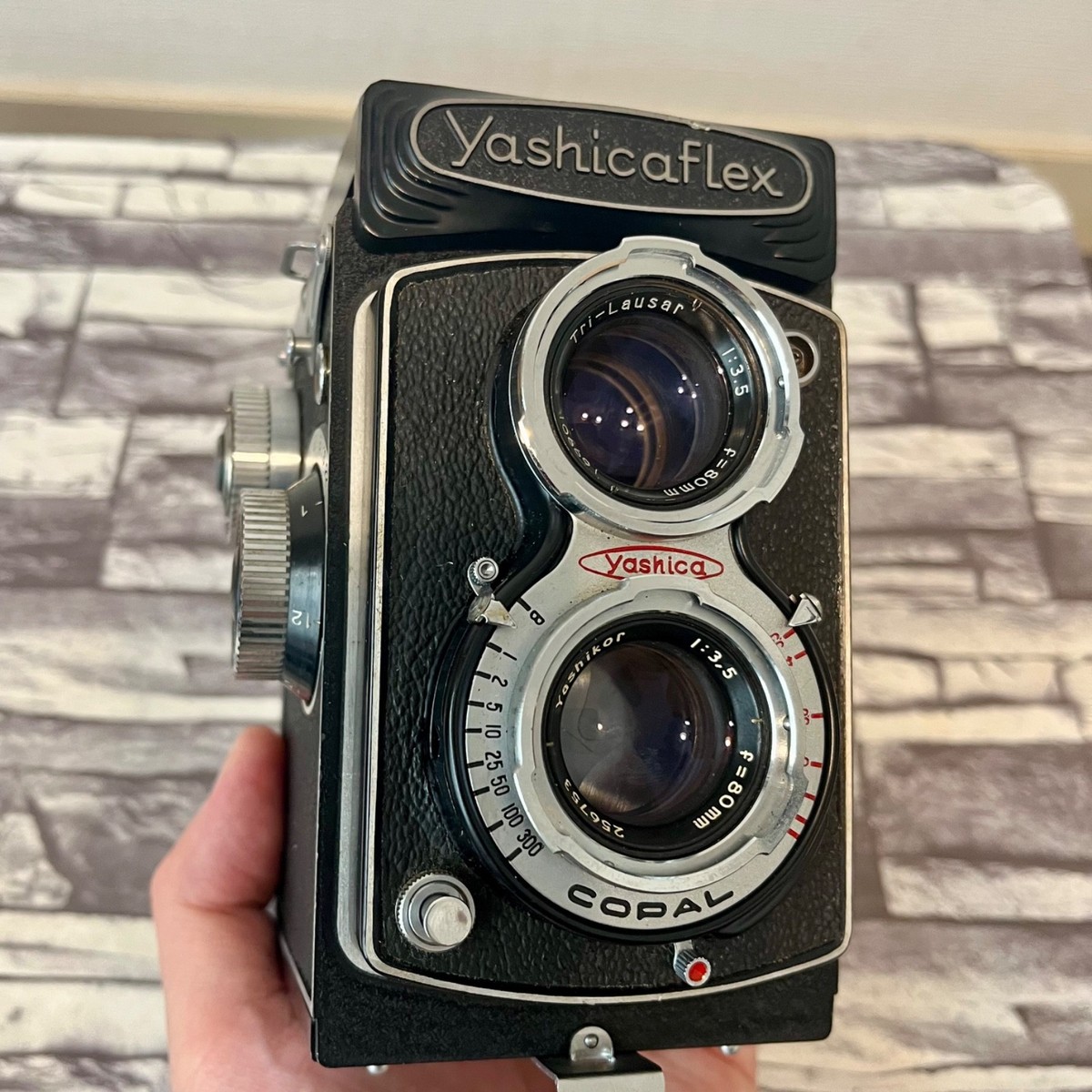 Yashica Yashicaflex Model C 6x6 TLR Camera Tri-Lausar 80mm F3.5