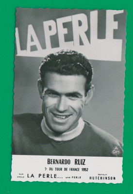 CYCLING repro PHOTO cyclist BERNARDO RUIZ team LA PERLE