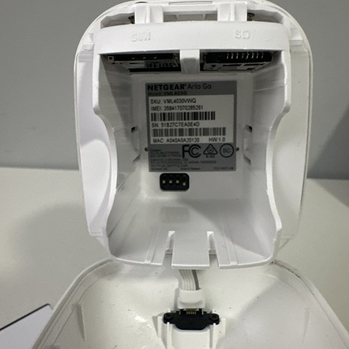 Netgear Arlo Go VML4030 HD Security Camera - White With Mount Untested - Picture 6 of 11