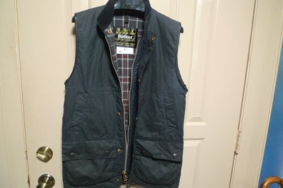 BARBOUR - A225 WESTMORLAND  WAX COTTON VEST - NAVY - MADE  IN UK - SMALL