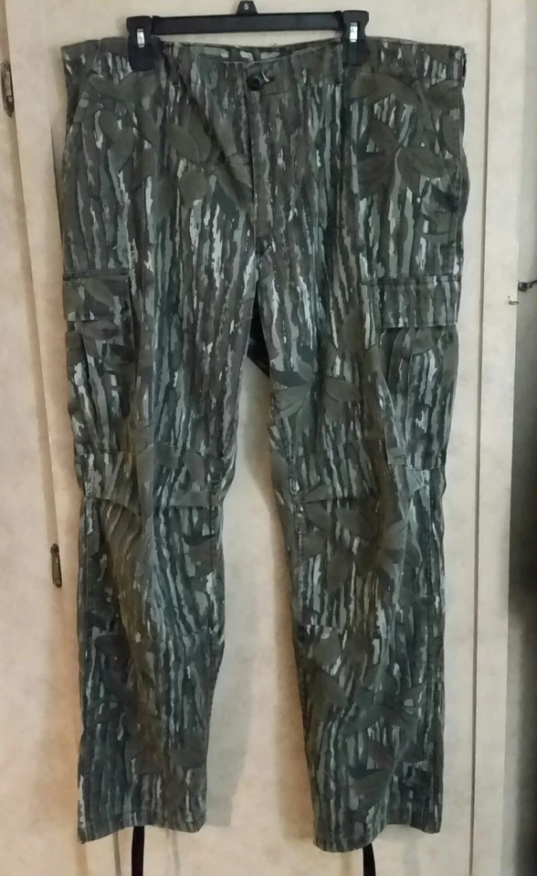 CABELA'S Realtree Camo Military set. Heavy Camo Shirt/Coat & Pants XL Sidney Tag - Image 2 of 4