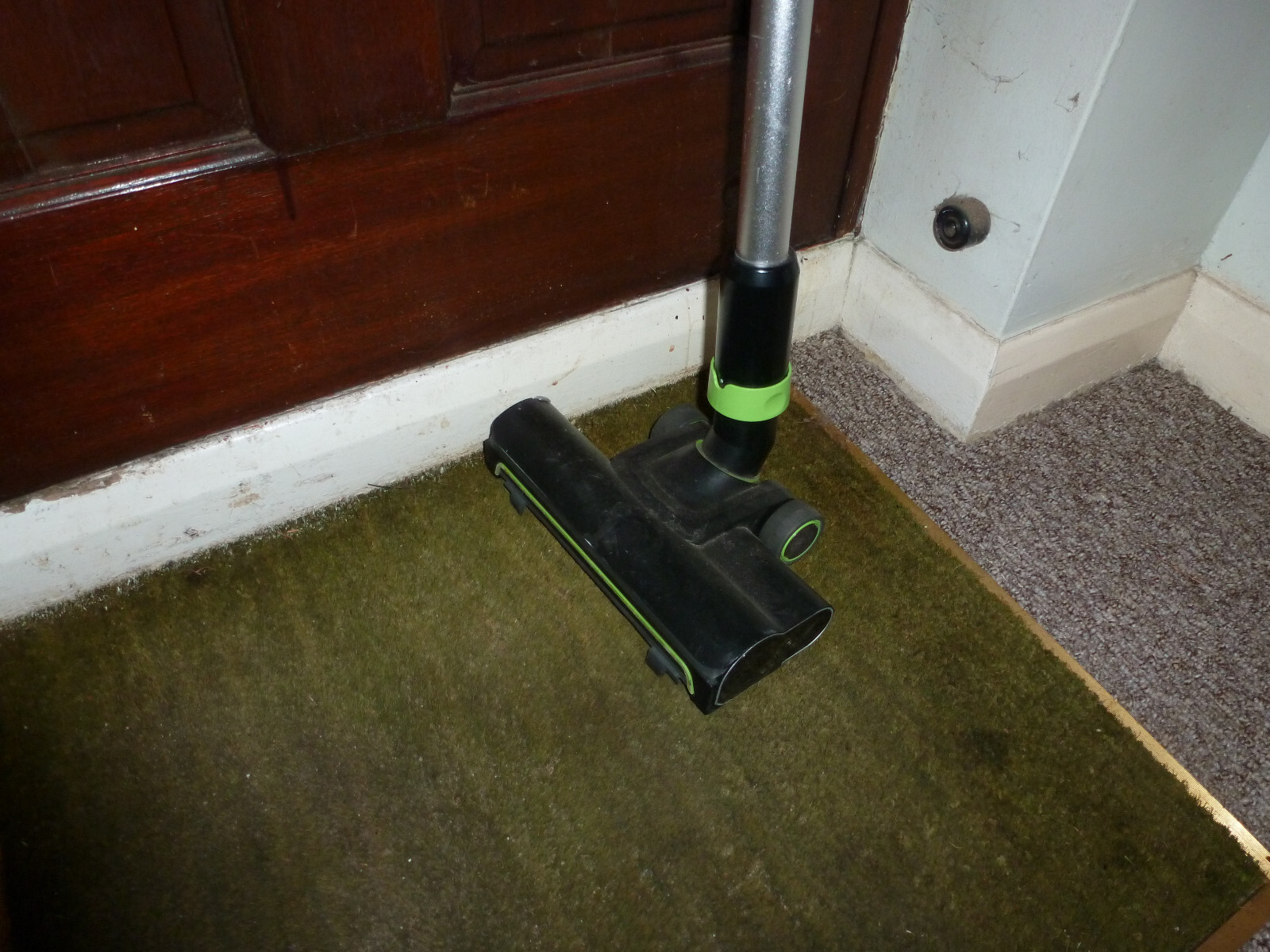 GTECH MULTI POWER FLOOR K9 CORDLESS + HAND HELD UPRIGHT VACUUM CLEANER