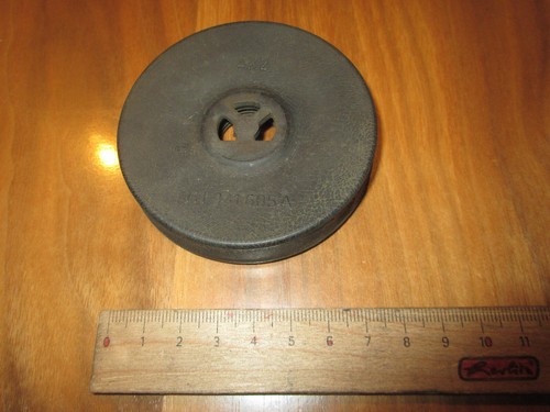 Abdeckung  Dichtung  Scheinwerfer VW Golf 1 Passat Audi 80 B1 2 H4 Nr. 111941605