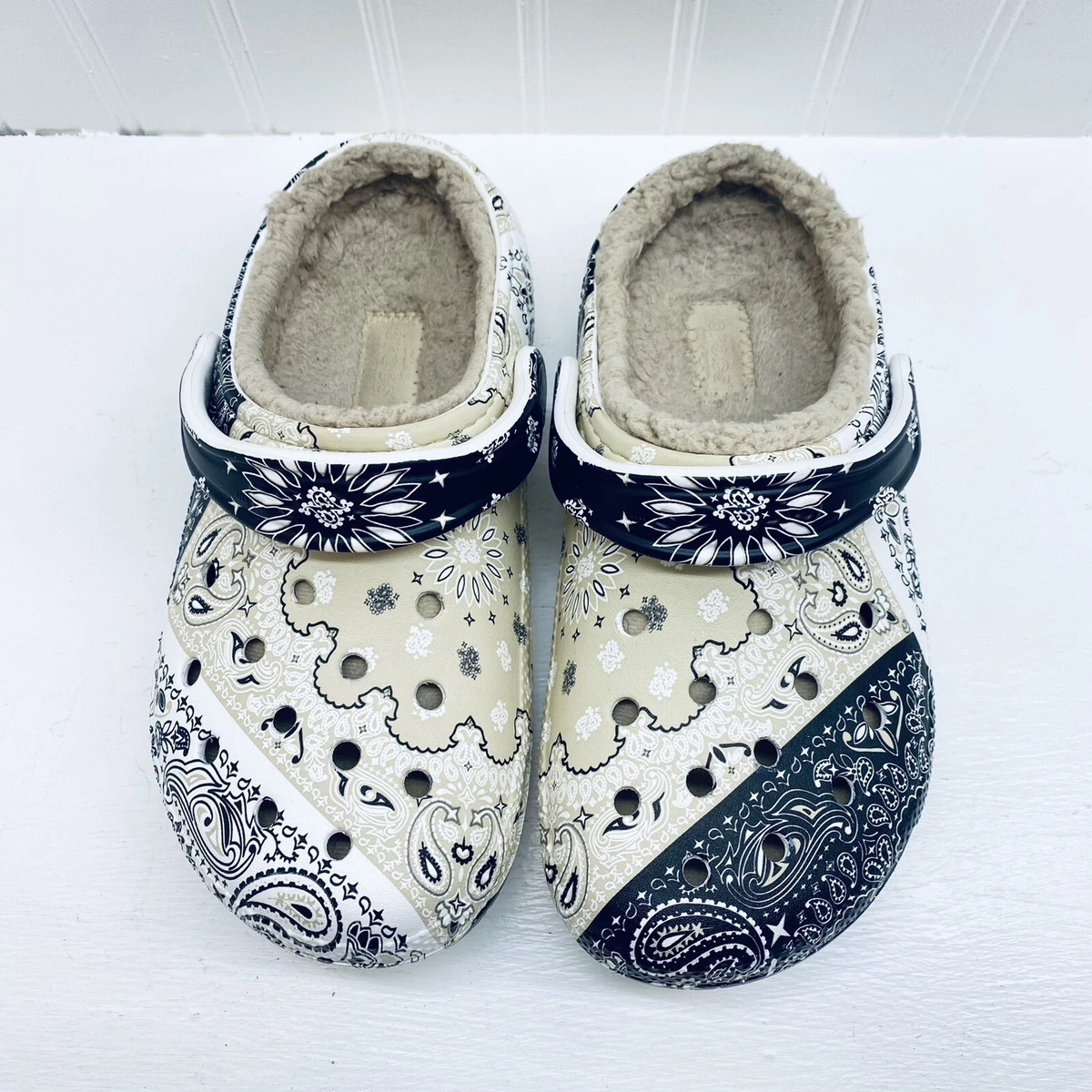 Croc Shoes Classic Fleece Lined Bandana Clogs 4 Men 6 Women Black