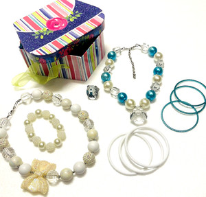 Girls Jewelry Box Dress-Up Play Necklaces Bracelets Ring Costume Fashion 11pc