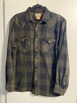 C. E. Schmidt Men s Large Green Plaid Cotton Flannel Long Sleeve Pearl Snap