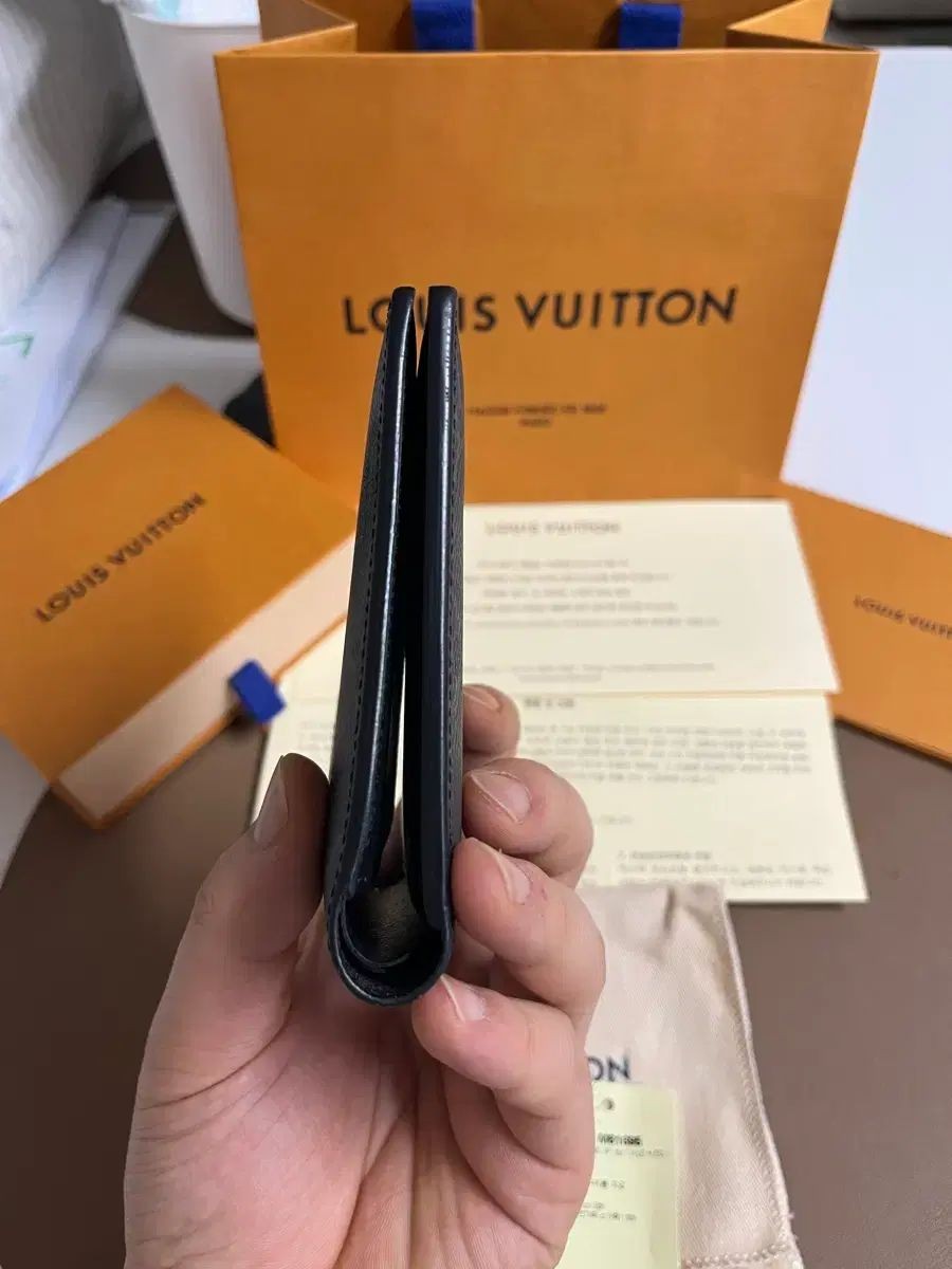 LOUIS VUITTON  Eclipse Multi Pri Two Fold Wallet … - image 5