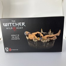 Dark Horse Deluxe The Witcher III: The Wild Hunt: Geralt in Bath Polyresin Statu