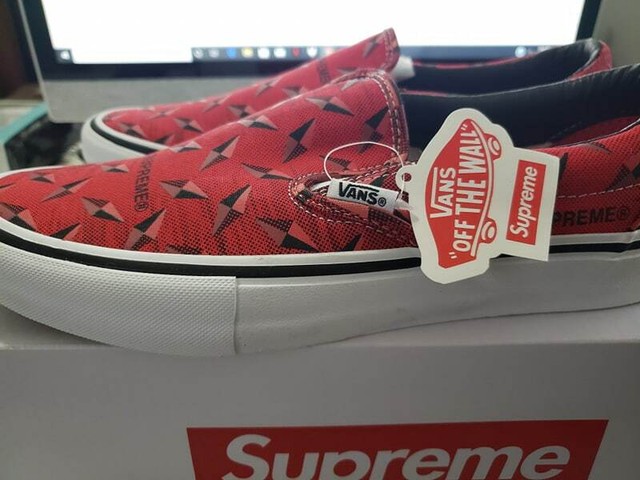 slip on supreme