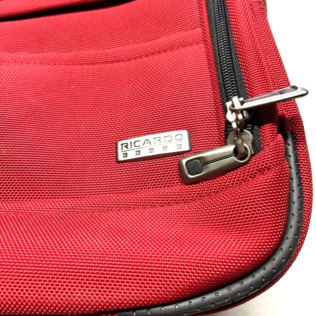 Ricardo Elite Wheeled Luggage Handle 14