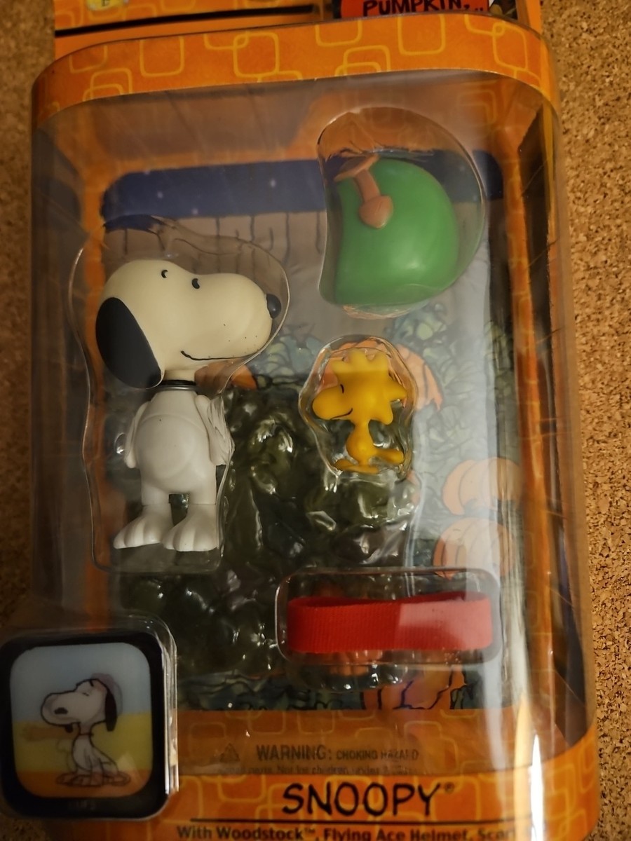 It's The Great Pumpkin Charlie Brown Snoopy And Woodstock Figure