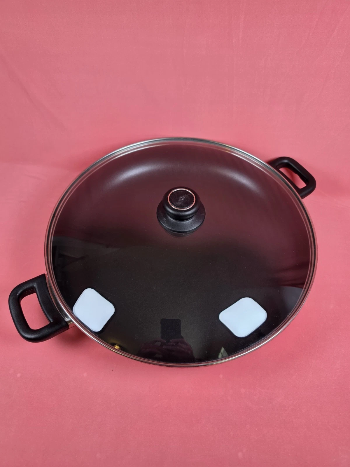 Ultrex 14.5 Inch 18/20 Stainless Steel Pan With Glass Lid
