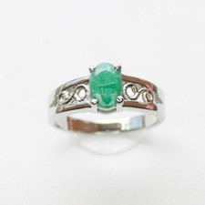 Natural Green Emerald Ring With 925 Sterling Silver in All Sizes Available