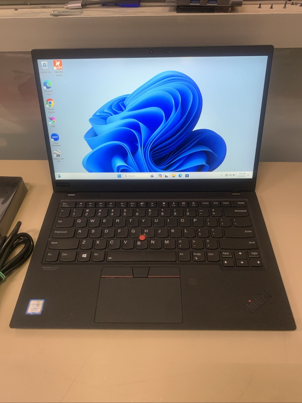 Lenovo ThinkPad X1, 14-Inch Laptop, with Intel Core i7 8th Gen., 256 GB NVMe (Non-Volatile Memory Express), Windows 11 Pro