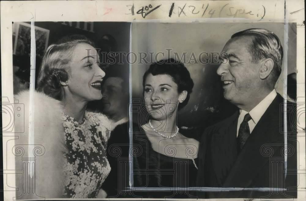 1949 Press Photo Marlene Dietrich, Sloan Simpson & William O'Dwyer in New York