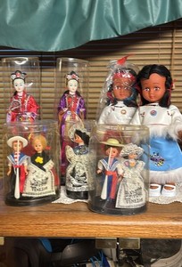 Bundle of 7 souvenir travel dolls: 3 Italy, 2 Native American, 2 Chinatown