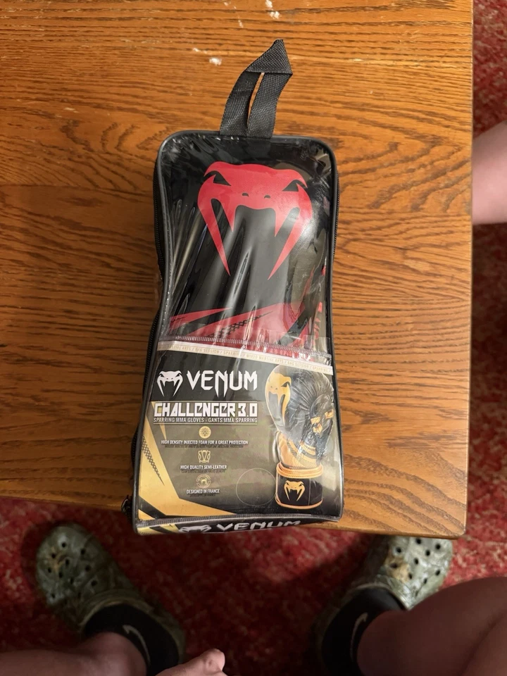 Paquete inicial de equipo Venum MMA nuevo y nunca usado Foto 3 de 4